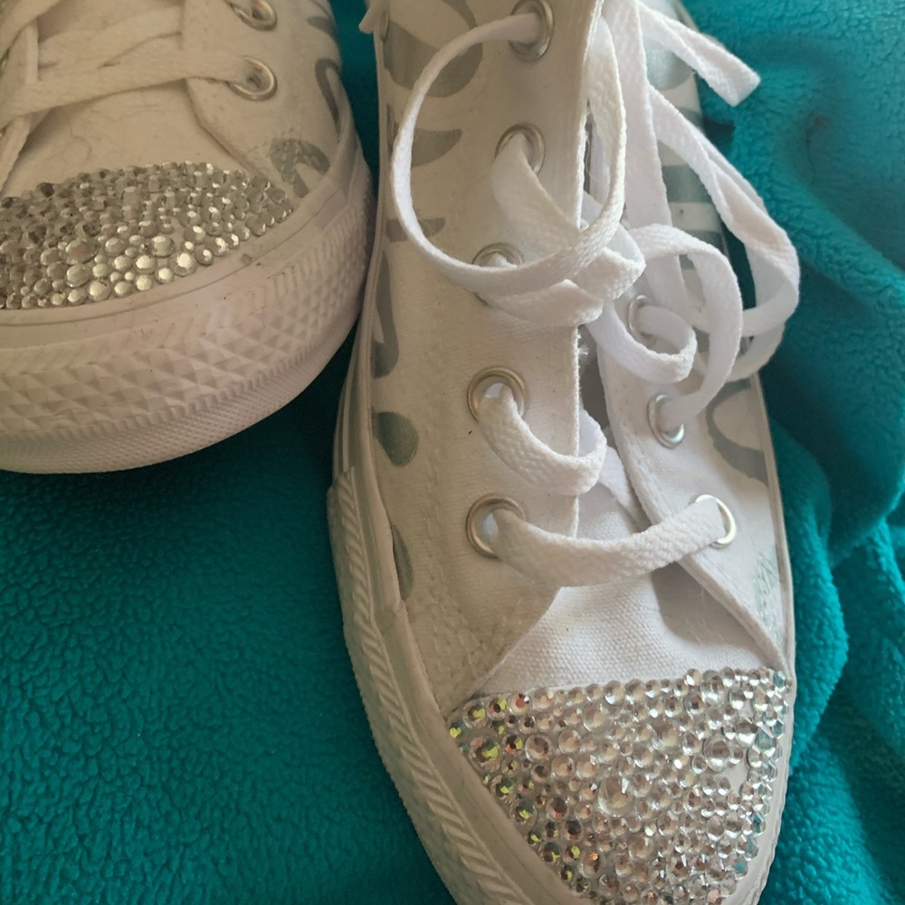 Custom Converses - Picture 5 of 8